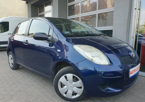 samochody osobowe Toyota Yaris cena 14900 przebieg: 131709, rok produkcji 2008 z Warszawa